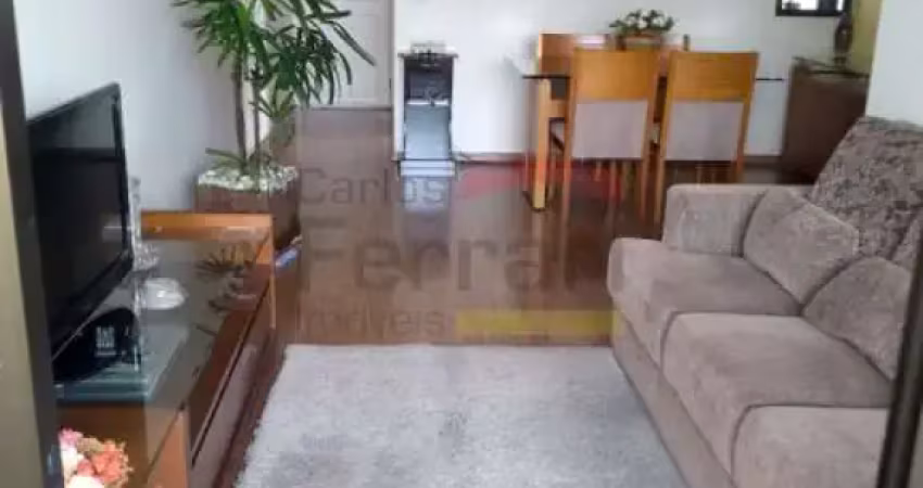 Apartamento com 3 dormitórios, sacada, 1 vaga, lazer com piscina, churrasqueira, playground
