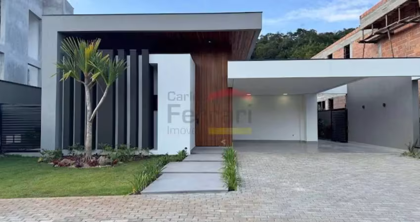 Casa térrea atibaia com 4 suítes e 4 vagas no condomínio granville