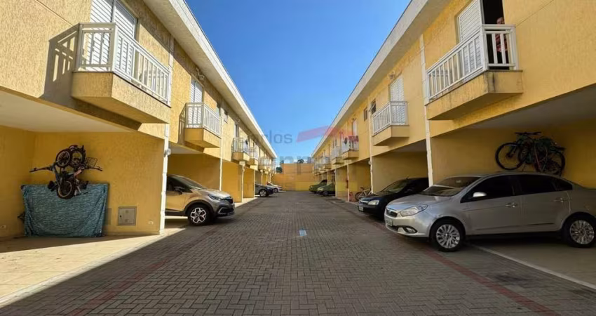 Sobrado à venda em condomínio com 3 quartos e 2 vagas no Jaçanã