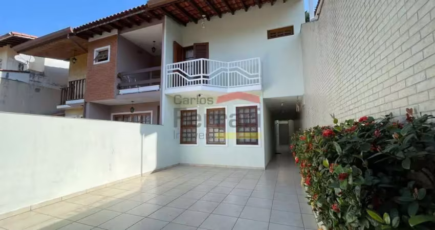 Casa com 3 quartos para alugar na Avenida Senador José Ermírio de Moraes, 1559, Tremembé, São Paulo
