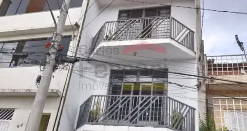 Casa á venda Jardim estrela D'alva - São duas casas no mesmo terreno com vagas de garagem.