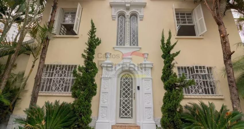 Casa comercial para locação na esquina das Rua Estados Unidos x Rua Pamplona. Oportunidade!