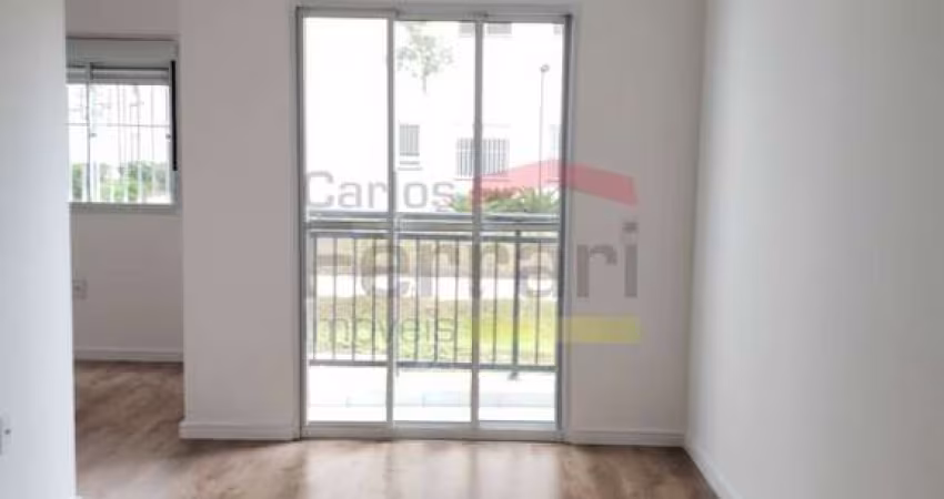 Apartamento térreo á venda na Vila Guilherme - 2 quartos e uma vaga