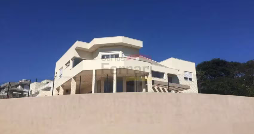 Casa em condomínio de alto padrão em Atibaia