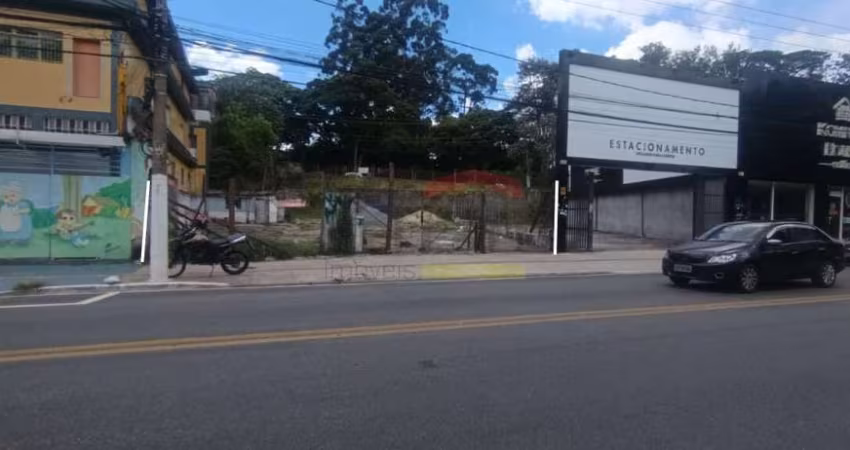 Terreno próximo ao largo do japonês.