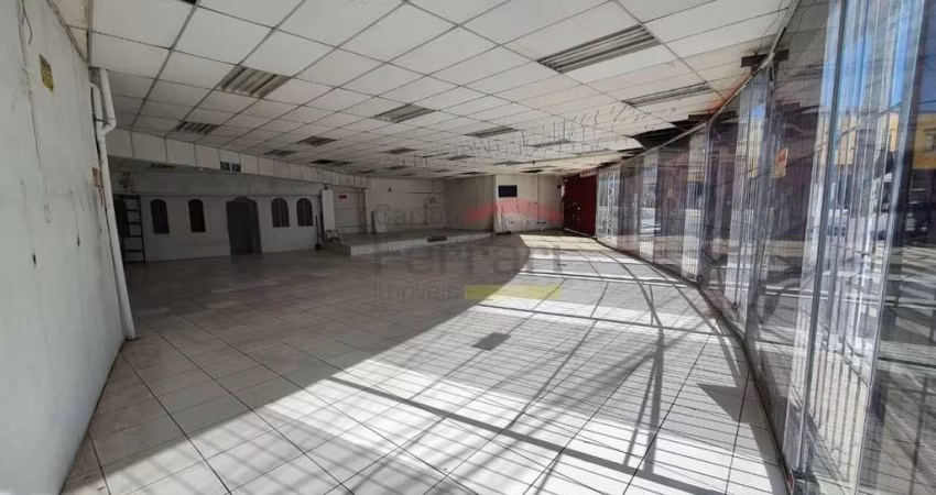 Salão comercial com 300m² para locação na Av. Imirim!