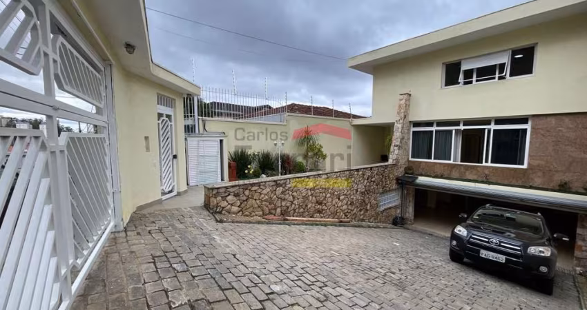 Sobrado com piscina no Jd. França  !!!