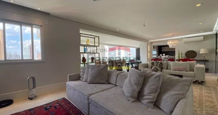 Apartamento à venda com 4 suítes e 4 vagas em Santana