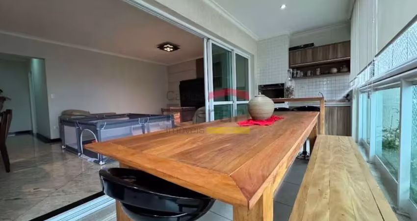 Apartamento à venda com 3 suítes e 3 vagas na água fria