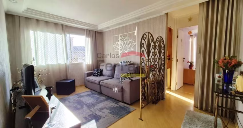 Apartamento em Santana, com 2 quartos, a poucos passos do Colégio Elite