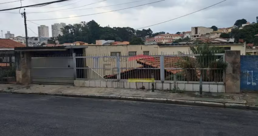 Casa com 2 moradias à Venda - Vila Mazzei.