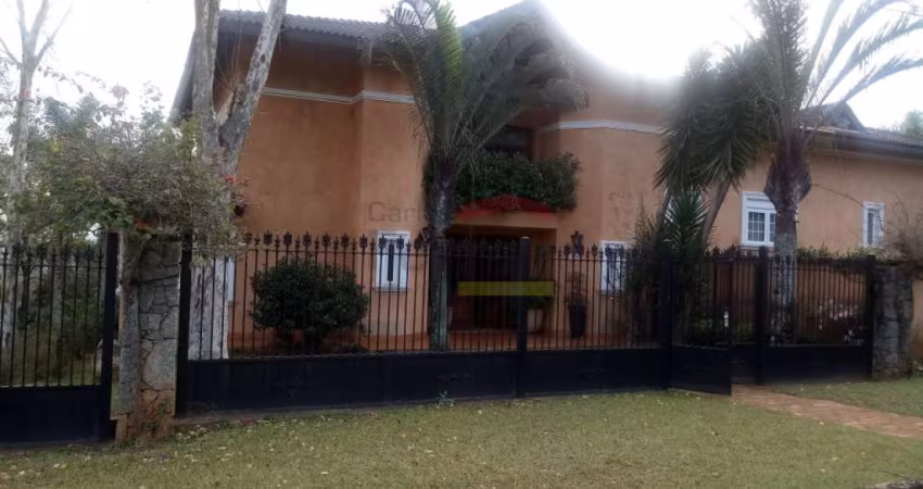 Mansão em Condomínio Fechado na Serra da Cantareira com 7000m²