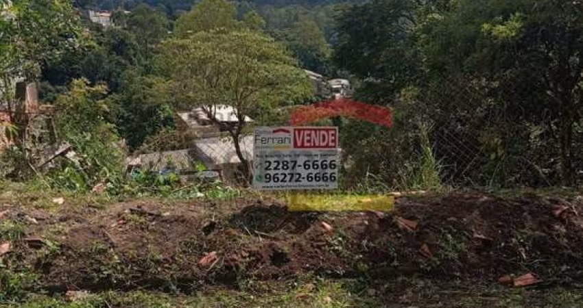 Terreno de 300 m² na Serra da Cantareira. Próximo ao restaurante Velhão,n a curva do S.