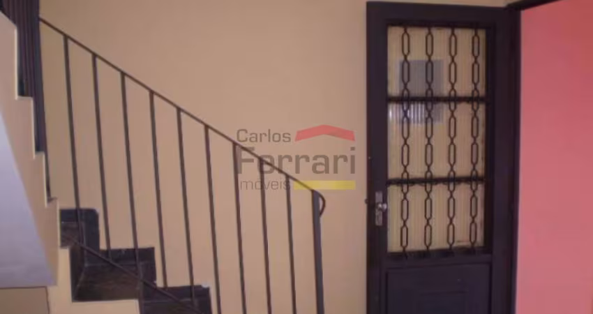 Sobrado a venda Jardim Fontalis, 02 dormitórios. 02 vagas,, área de serviço.