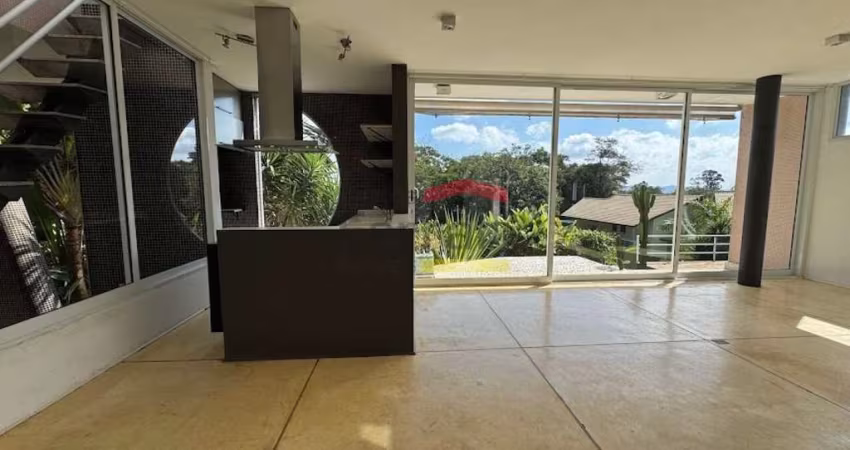 Casa para locação com 2 suítes na Roseira, em Mairiporã