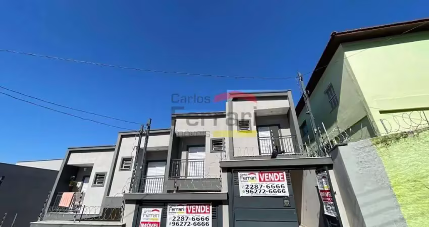 Sobrado final de obra na região da água fria, com 3 dormitórios sendo 1 suite, sacada, 2 vagas