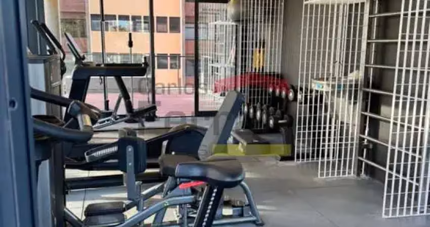 Studios de 22 a 30m², 01 banheiro, não possui vaga, categoria nr, próximo metrô