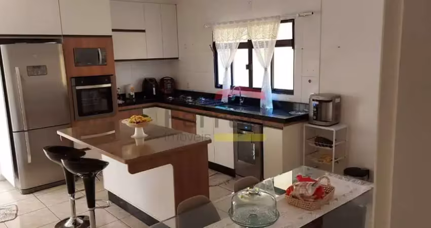 Ótimo sobrado na região do imirim, contendo 3 dormitórios, sendo 1 suite, 2 vagas