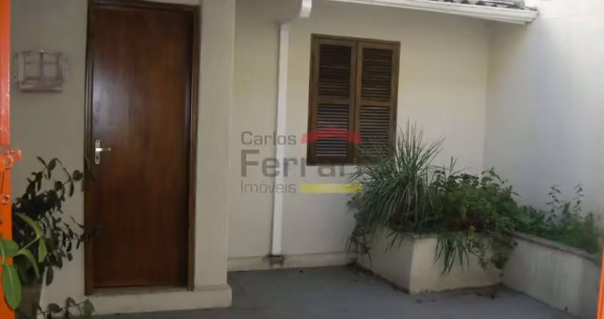 Casa comercial com 4 salas para alugar na Rua Augusto Tolle, 84, Santana, São Paulo