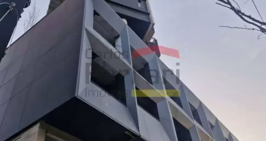 Pinheiros, apartamentos novos, de 42 a 101 metros, 1 e 2 dormitórios, lazer, piscina, próximo metrô.