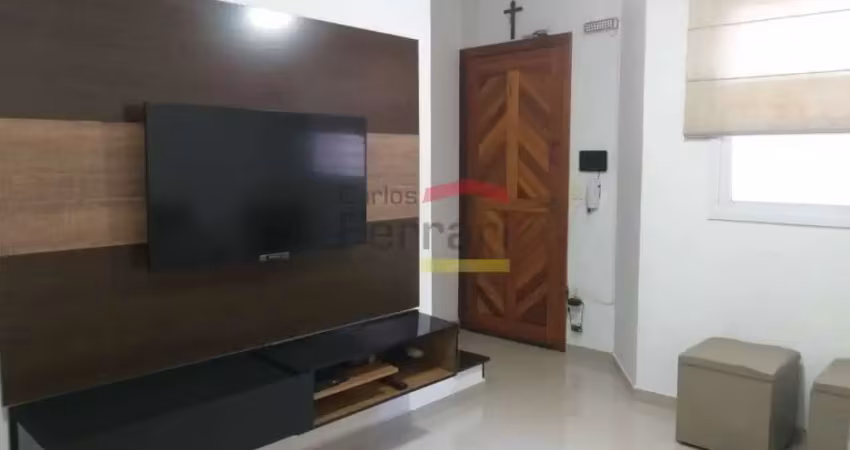 Sobrado em condomínio fechado - água fria - 2 dorm. 2 wc. 1 vaga. 60 m2