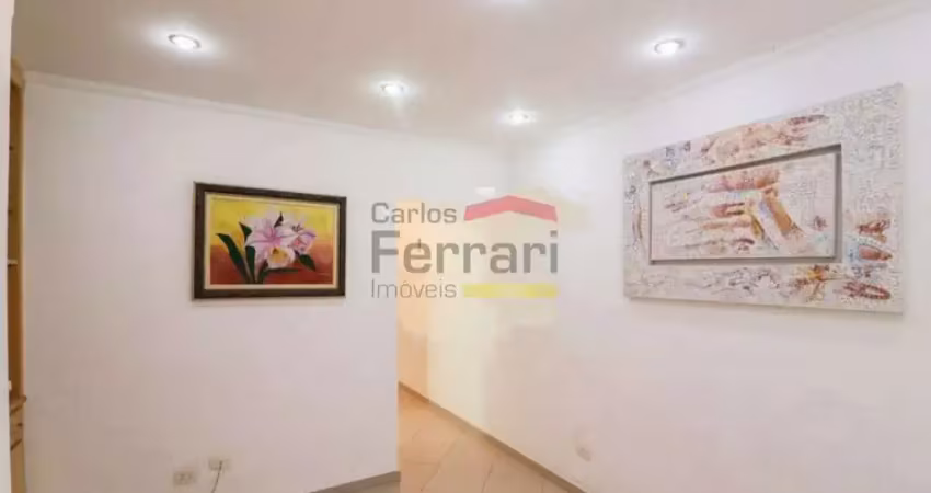 Casa térrea a venda com porteira fechada com 2 dorms, 2 vagas e 1 edicula.