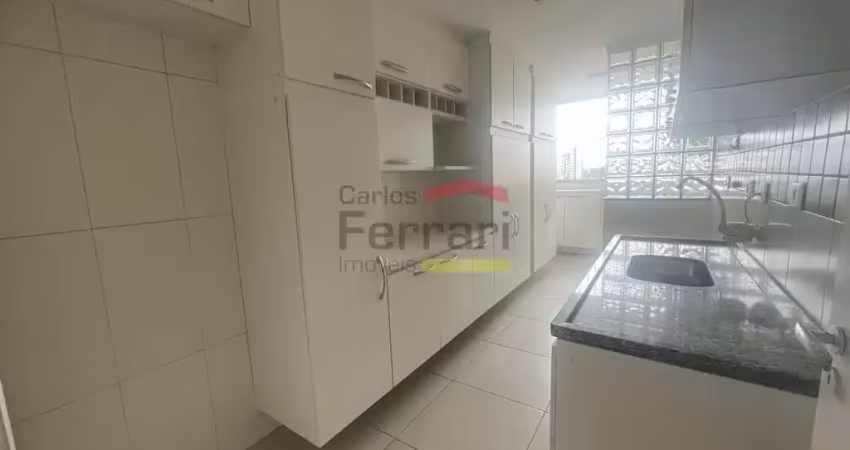 Apartamento à venda no barro branco região arborizada. 3 dormitórios, andar alto e condomínio lazer