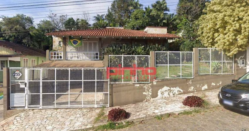 Casa com 3 dormitórios à venda, 228 m² por R$ 548.408,96 - Estados - Indaial/SC