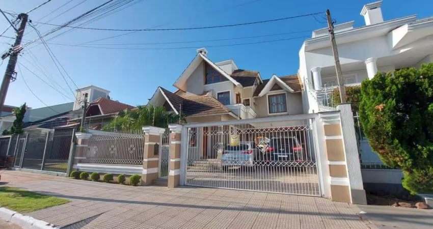 Sobrado 4 dormitórios, bairro Moinhos de Vento Canoas RS