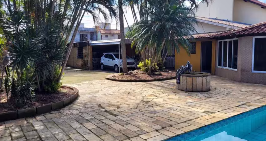 Excelente Casa Térrea no Bairro Igara/Canoas