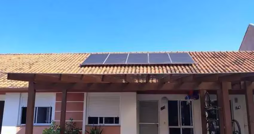 Casa em Condomínio  Olaria, Canoas - Condomínio com Portaria 24h e Espaço de Lazer