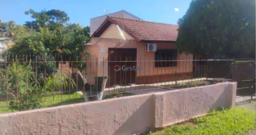 Casa 3 dormitórios, com mais uma casa de 1 dormitório