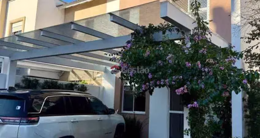 Casa em condomínio - mobiliada - alto padrão - 3 dormitórios - sendo 1 suíte.