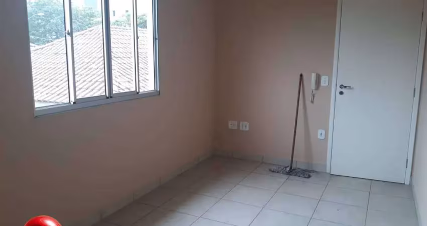 Apartamento no 1° andar - prédio com poucos apartamentos - ótimo local para morar.