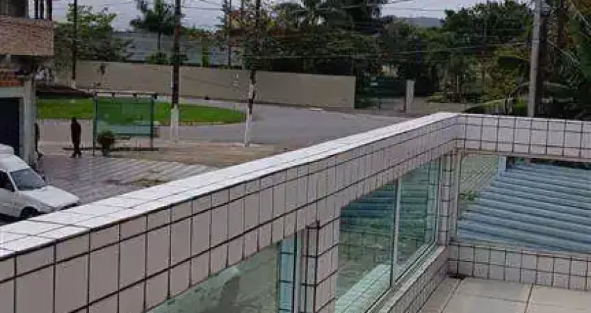 Próximo do terminal rodoviário do tude bastos - ótimo local - sobrado com terraço e churrasqueira.