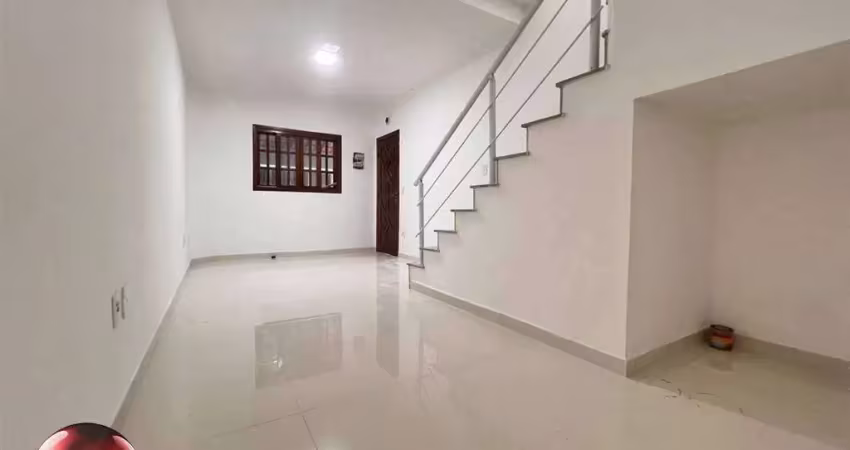 Sobrado novo - ótimo local - 2 quadras da praia - 3 dormitórios e área gourmet - r$458.000.
