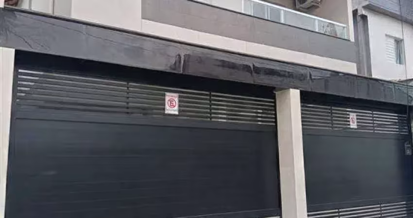 Ao lado da expresso sul e próximo da av. kennedy - ótimo local do boqueirão - sobrado novo com churrasqueira!