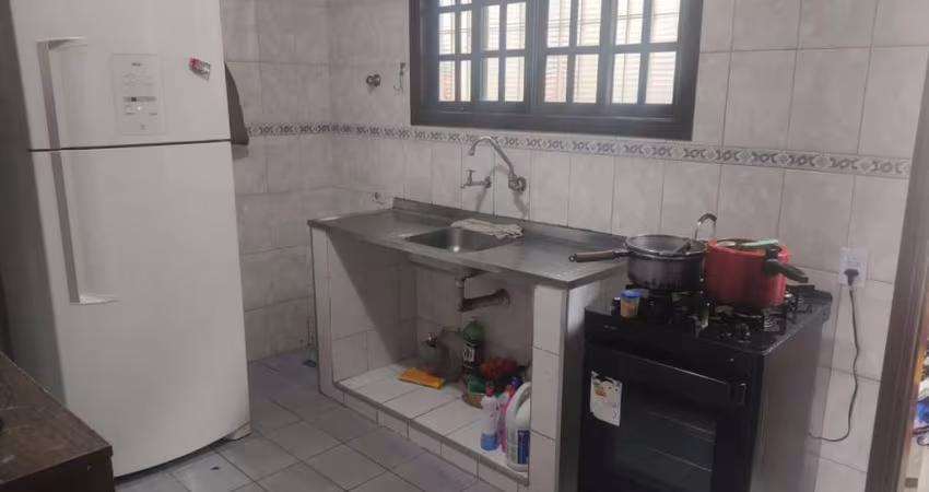 Casa para Venda em Taboão da Serra, Cidade Intercap, 2 dormitórios, 2 banheiros, 1 vaga