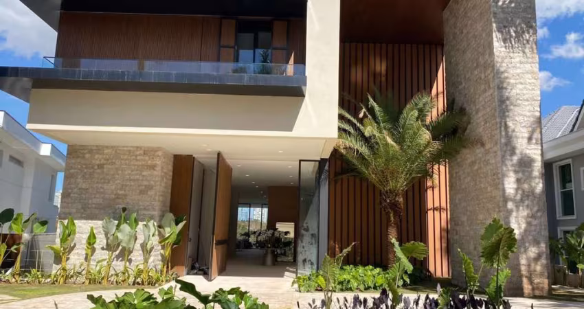 Casa em Condomínio para Venda em Santana de Parnaíba, Tamboré