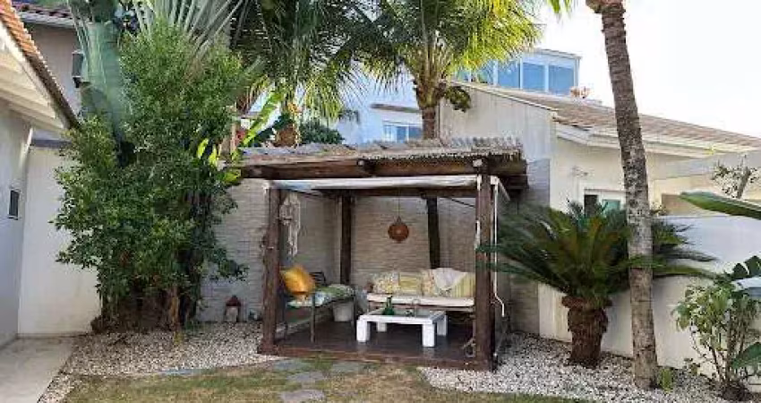 Casa com 4 dormitórios à venda, 300 m² por R$ 3.290.000,00 - Jurerê Internacional - Florianópolis/SC