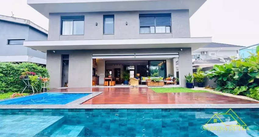 Casa com 4 dormitórios à venda, 390 m² por R$ 8.490.000,00 - Jurerê - Florianópolis/SC