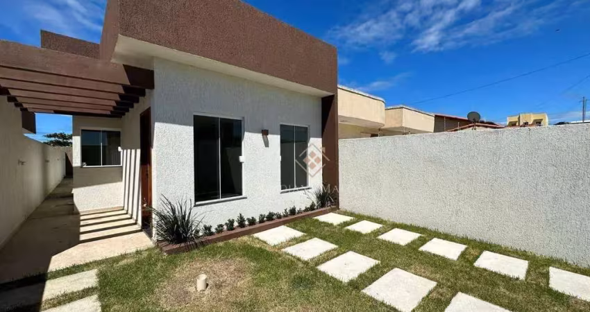 Casa com 2 dormitórios à venda, 75 m² por R$ 325.000,00 - Recanto do Sol - São Pedro da Aldeia/RJ