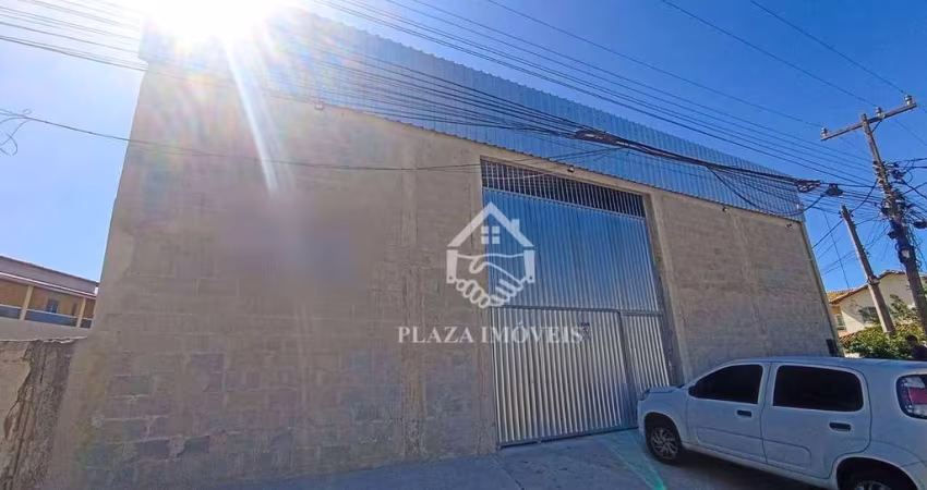 Galpão para alugar, 300 m² por R$ 5.000,00/mês - Balneário São Pedro - São Pedro da Aldeia/RJ