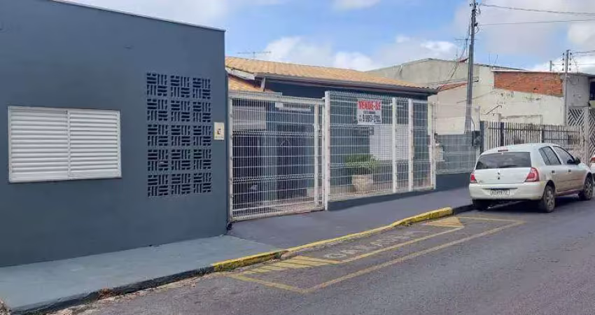 Maravilhosa Casa Térrea com piscina 4 quartos 2 suites em Goiabeiras - Cuiabá - MT