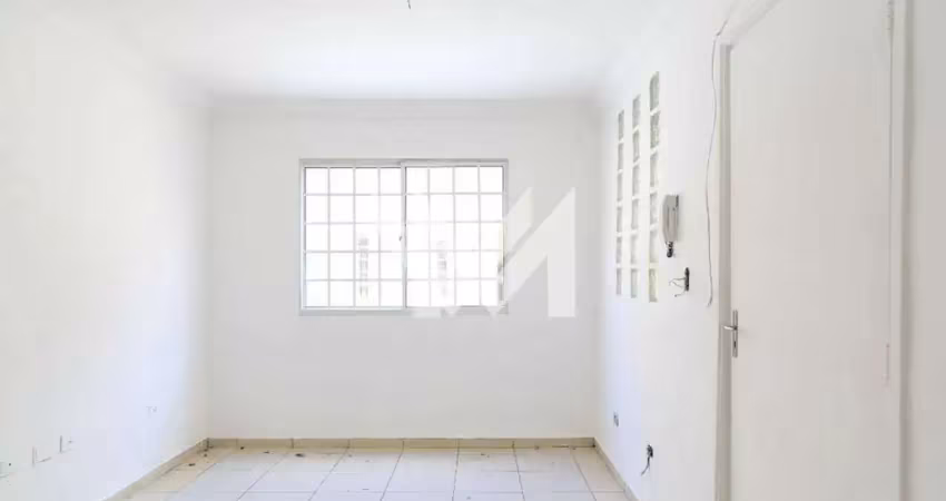 Casa de condomínio fechado!! 2 dorms, 1 vaga na vila carlu!!