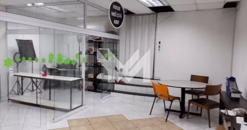 Salão Comercial 300M² com Ar condicionado, para Alugar em  Santana