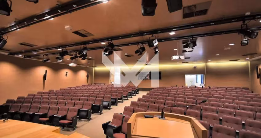 Prédio Comercial 1562 m² e 12 banheiros para locação - Luz