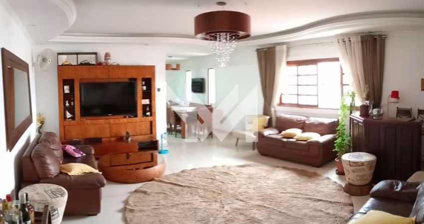 Sobrado de 373 m² 5 quartos 5 suítes à Venda - Vila Medeiros