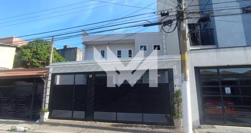Sobrado de 190 m² 3 quartos 3 suítes à Venda - Vila Gustavo