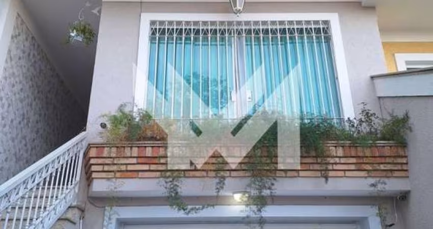 Sobrado de 260 m²  3 quartos e 3 suítes à Venda - Santana